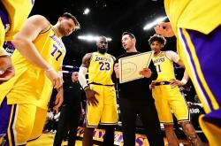 开云体育登录-湖人迎来一场压倒性的网球对决