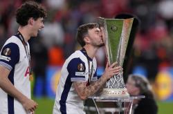 开云体育下载-欧洲球星助力球队全力争夺联赛冠军