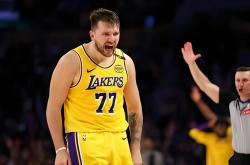 开云体育官方网站-关于热火翻盘湖人，东契奇刷新纪录的信息