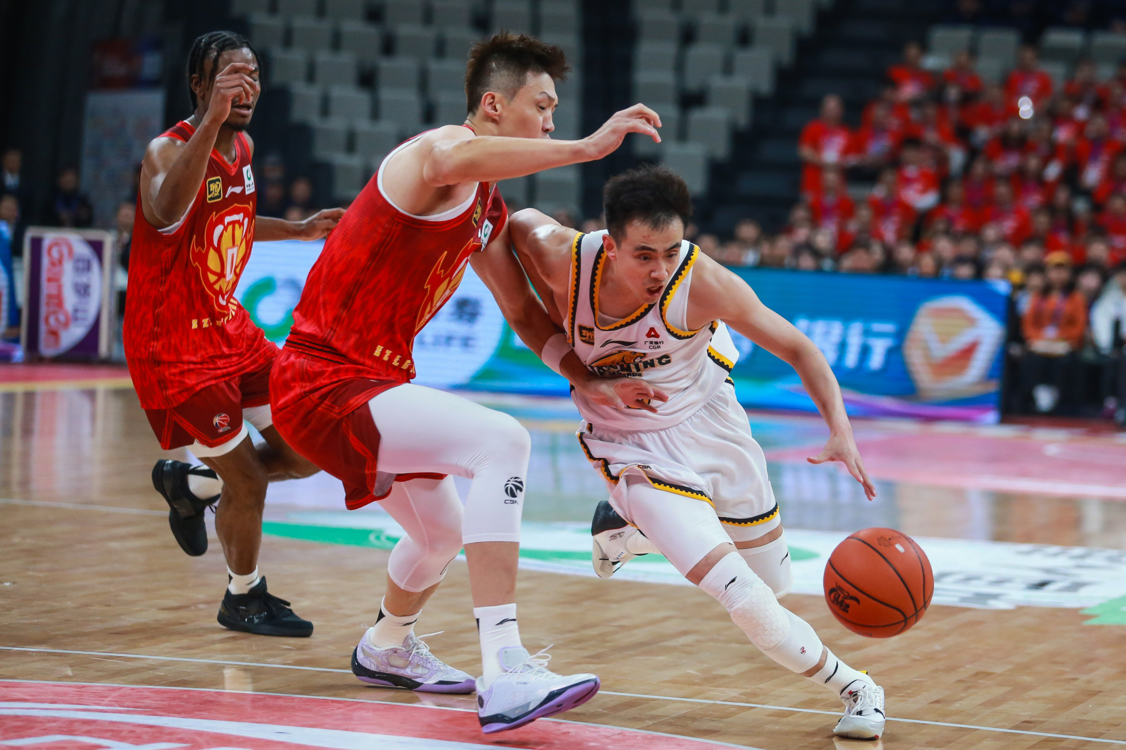 关于终极对抗!CBA战火再次点燃的信息 关于终极对抗!CBA战火再次点燃的信息