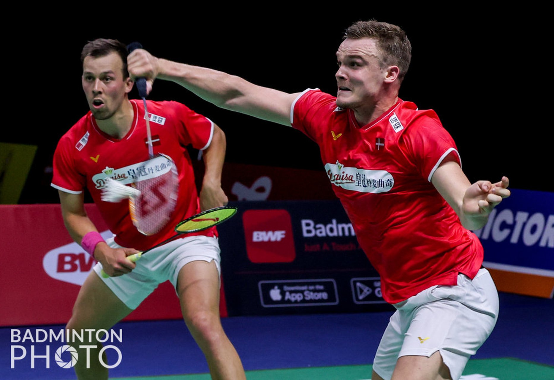 日本队碾压丹麦队，安赛龙带队取胜